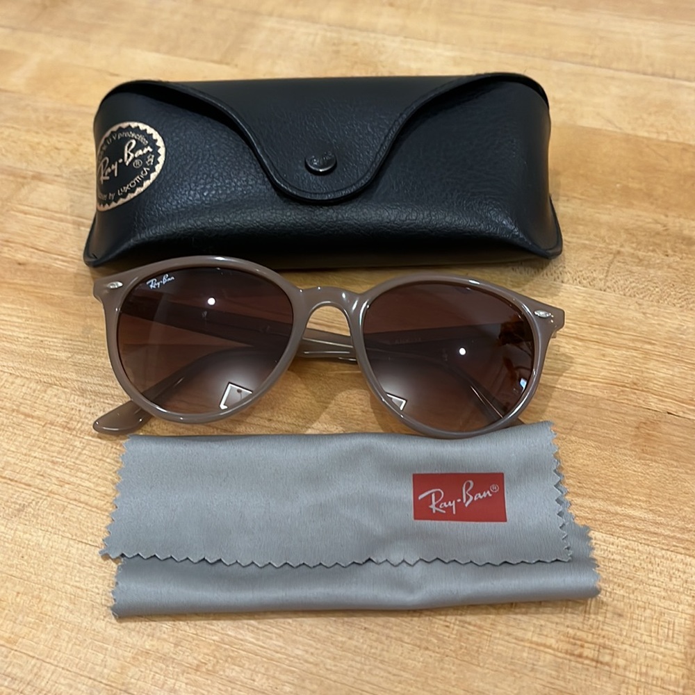 Ray-Ban - RB 4305 Sunglasses